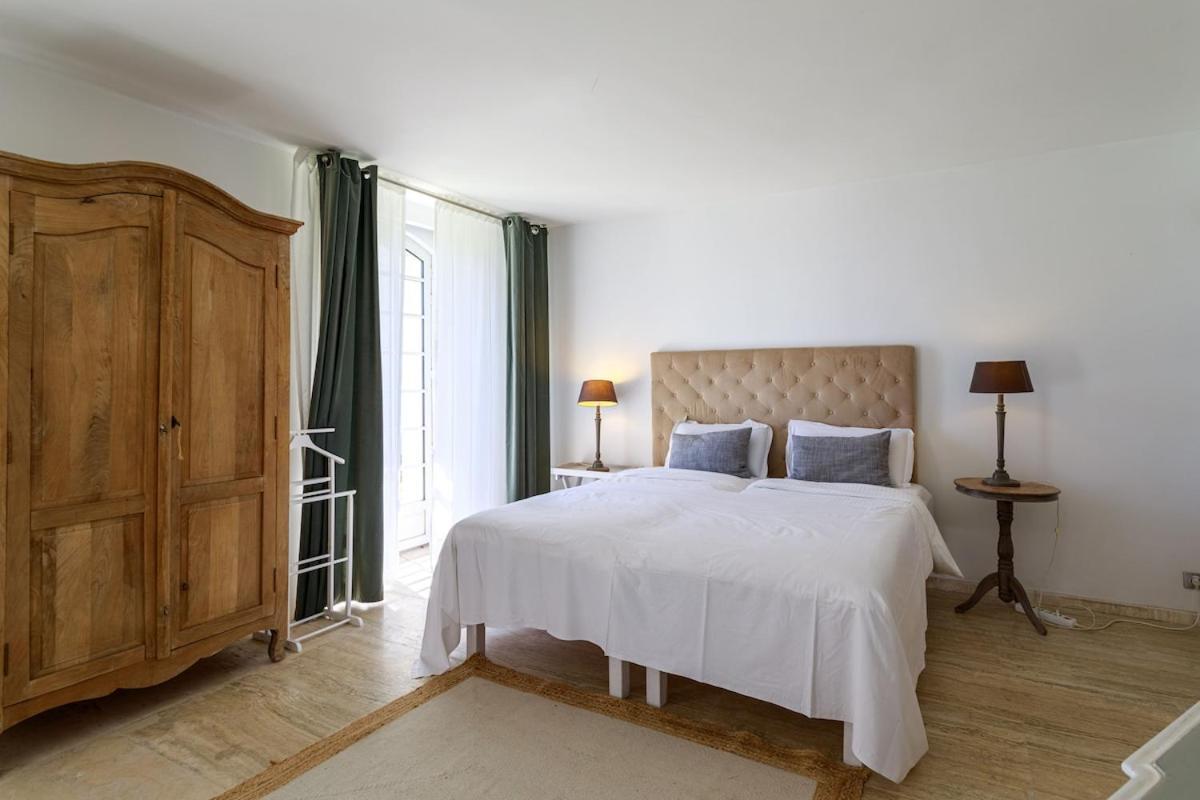 With 8 Bedrooms, Sea View, Great Comfort * Cannes