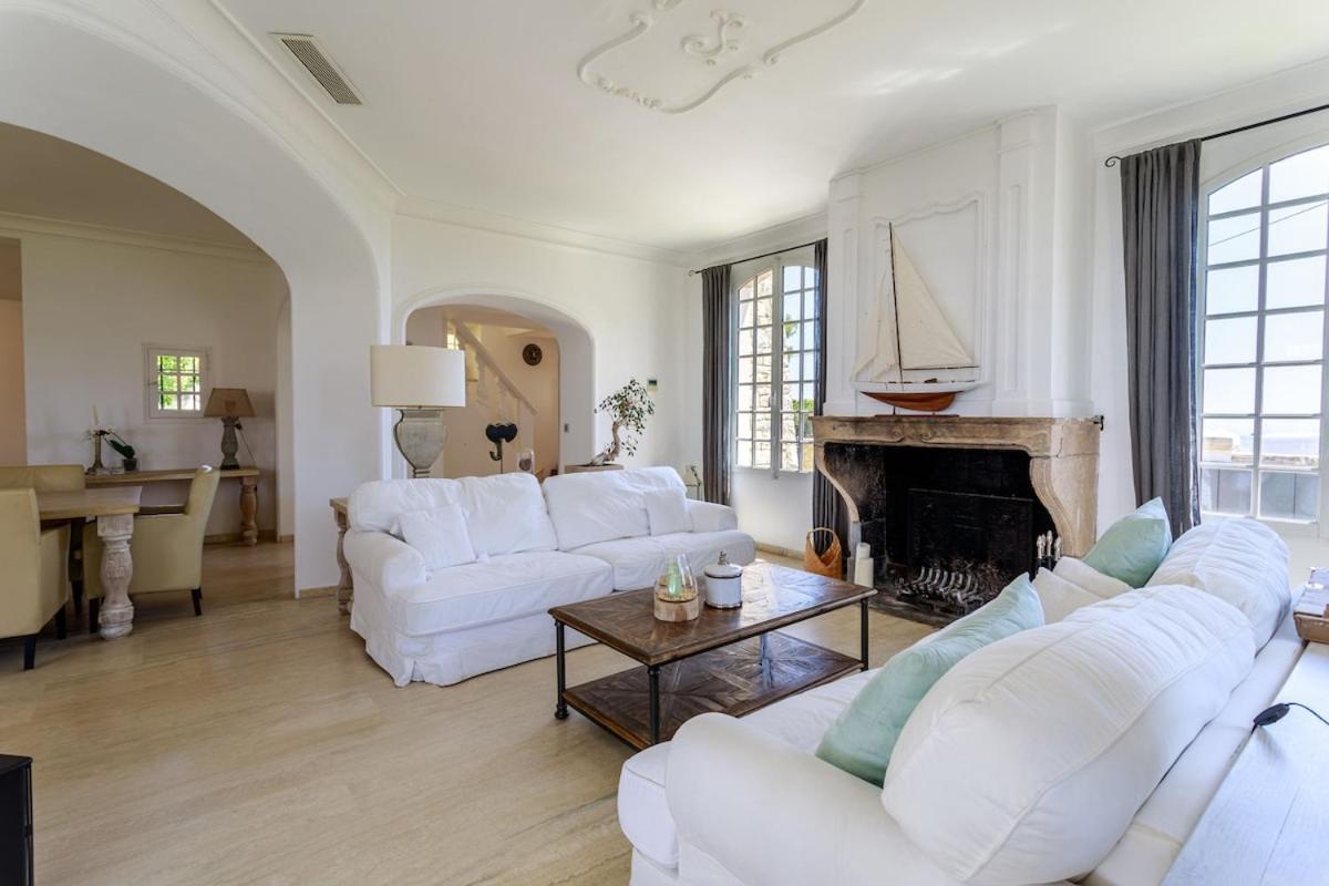 With 8 Bedrooms, Sea View, Great Comfort Cannes